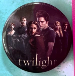 Twilight-Saga-Cast-Pin-Badge